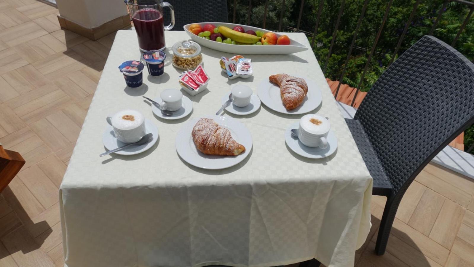Ca'Del Borgo B&B Country House Ogliastro Cilento Extérieur photo